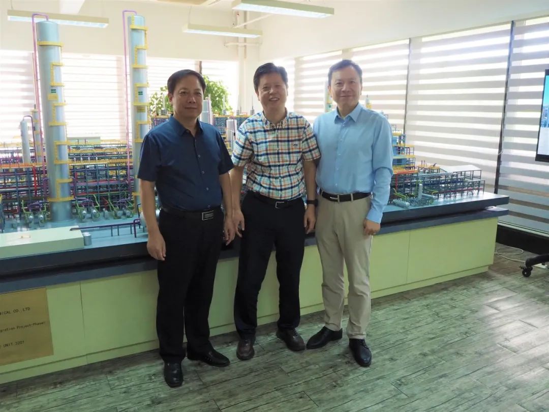 聚文化之力 铸工业之魂——工信部工业文化发展中心辅导莅临我司调研互换